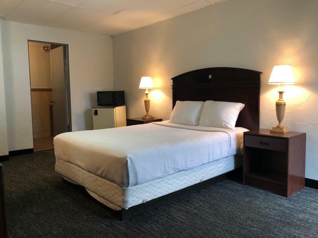 Portland Super Value Inn Extérieur photo
