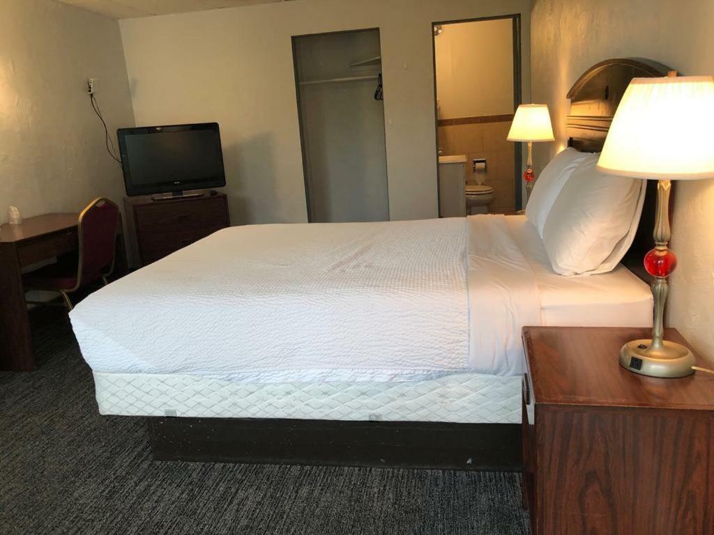 Portland Super Value Inn Extérieur photo